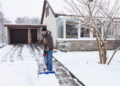 6 Economical Tips For Clearing Snow In Front Of Your Home